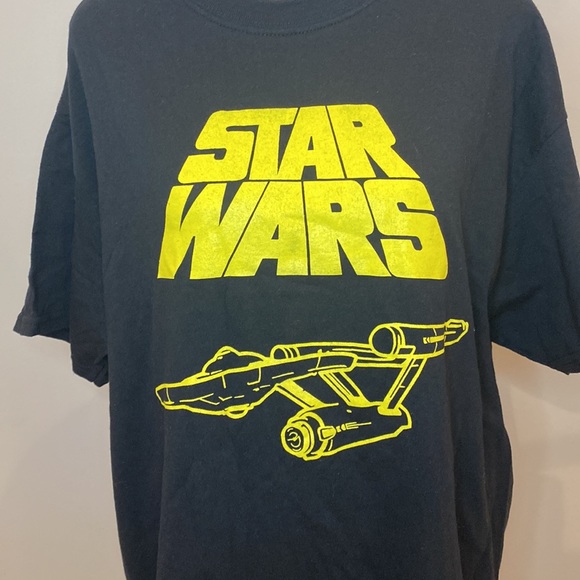 Star Wars Star Trek collaboration tee Comic-Con NWOT - Picture 2 of 7